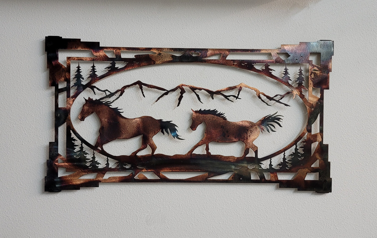 Southwest Style Oval Horse Wall Hanging