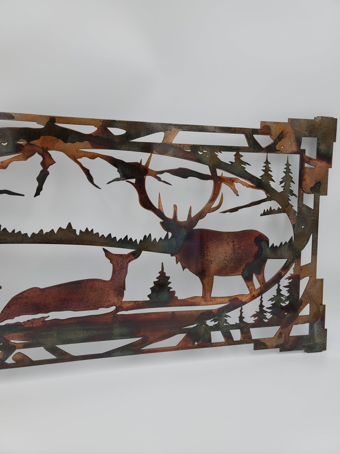 Southwest Style Oval Elk Metal Wall Hanging