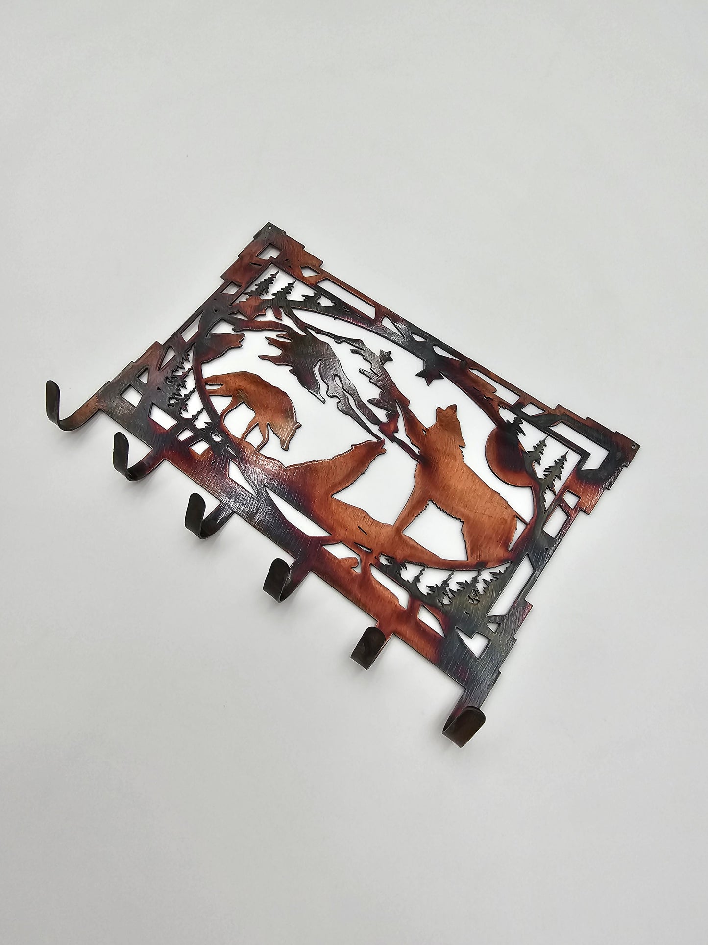 Southwest Oval Wolf Key Rack