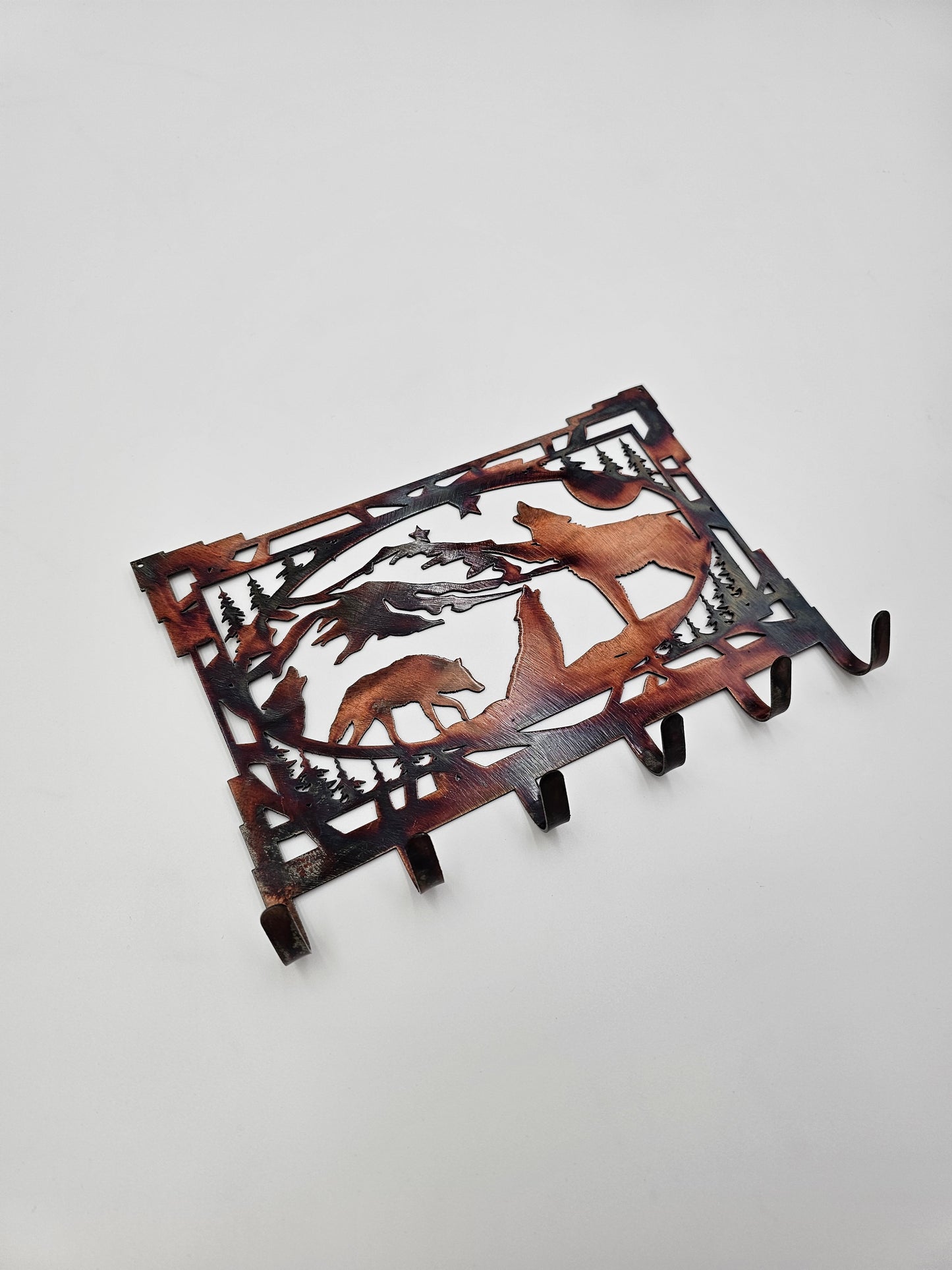 Southwest Oval Wolf Key Rack