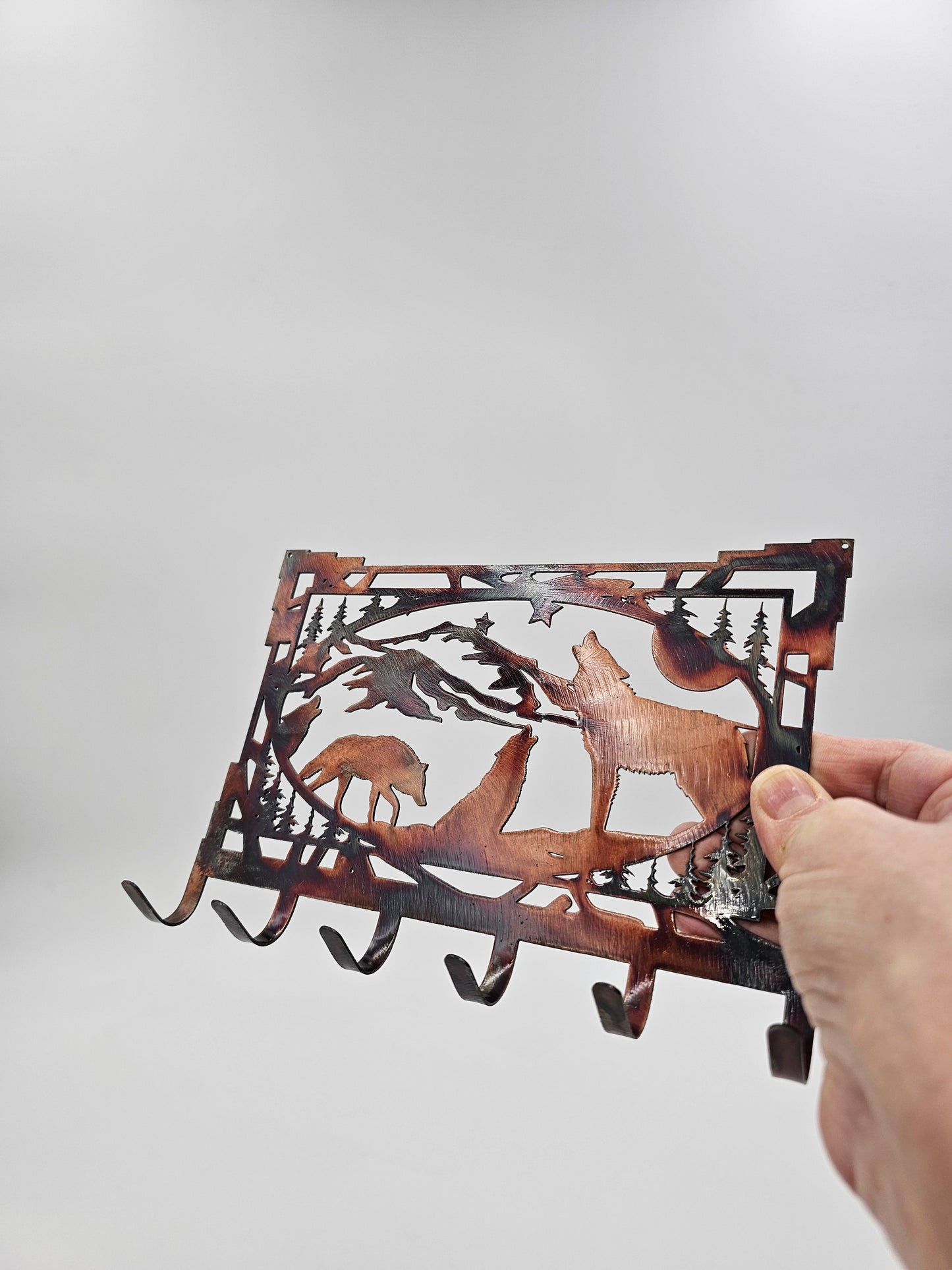 Southwest Oval Wolf Key Rack